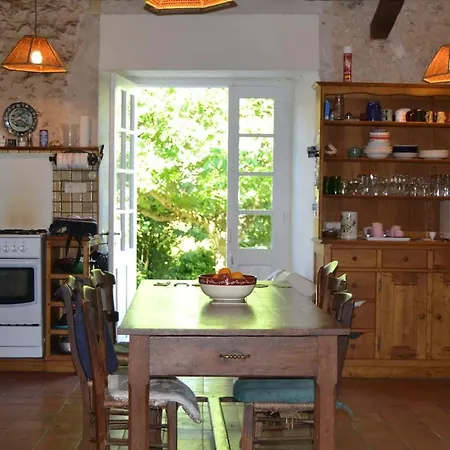 Holiday home Dordogne Larmalie